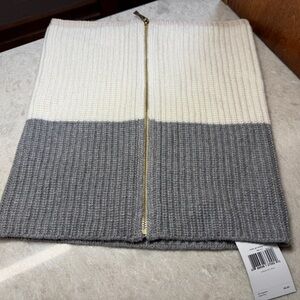 Kate Spade Gray Whitr Knit Zip-Up Neck Warmer. NWT. RV$98